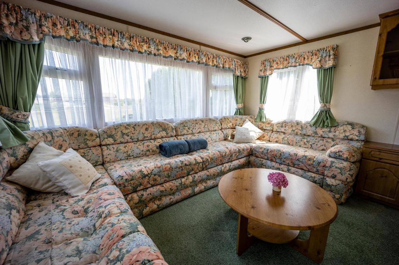 Dveseles Veldzes Darzs Hotel Ziemupe ภายนอก รูปภาพ
